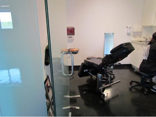 Tattoo Chair & Workstation
