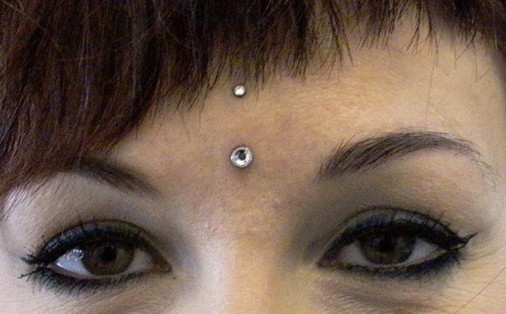 Forehead Surface Piercing | Surface Piercing Pictures 