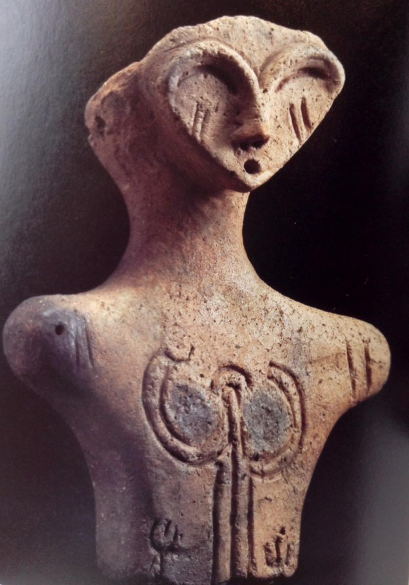 Japanese Clay Figurine With Carved Facial Tattoos From 3000 BC 