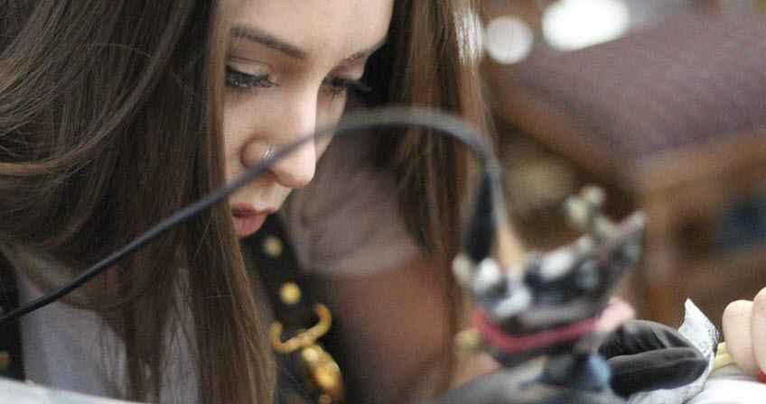 jessa bigelow tattoo, jessa bigelow, female tattoo artist